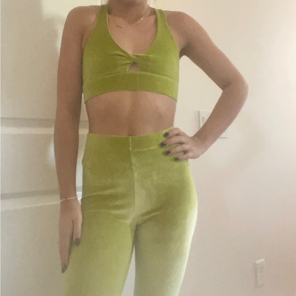 Green velvet workout set